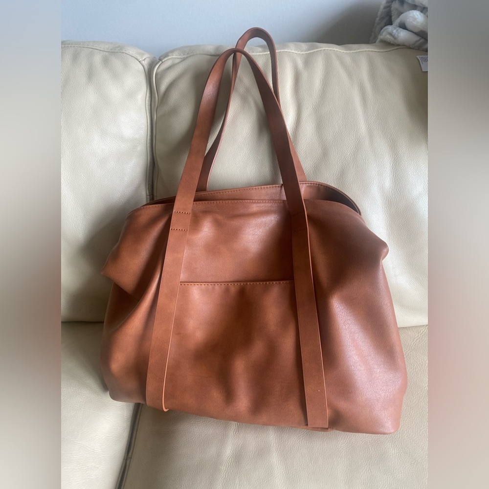 Universal Thread Tote